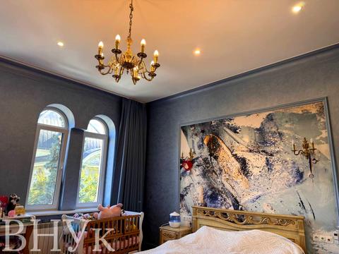 квартира по адресу Театральная пл., 5