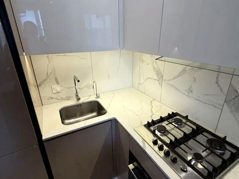 квартира за адресою Співдружності вул., 1