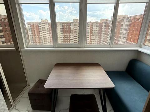 квартира за адресою Співдружності вул., 1