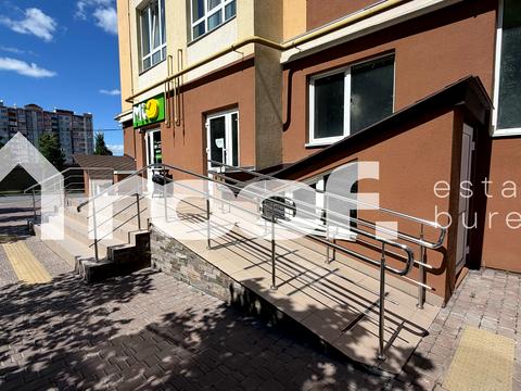 комерційна за адресою Межова вул., 5