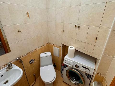 квартира за адресою Миколи Бажана просп., 10