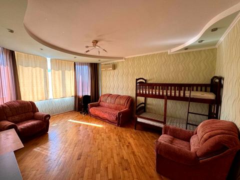 квартира за адресою Миколи Бажана просп., 10