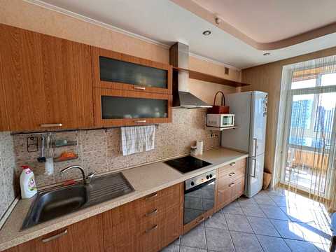 квартира за адресою Миколи Бажана просп., 10