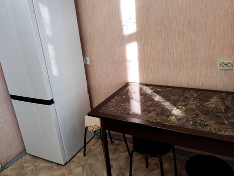квартира за адресою Яни Червоної вул., 9