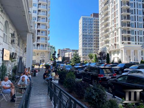 комерційна за адресою Михайла Максимовича вул. (Онуфрія Трутенка), 24-Г
