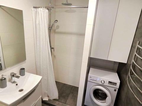 квартира за адресою Героїв України вул., 28