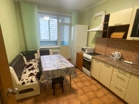 квартира за адресою Драгоманова вул., 6-А