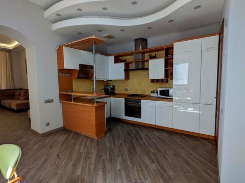 квартира за адресою Богдана Хмельницького вул., 57