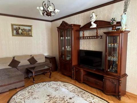 квартира за адресою Володимира Івасюка вул., 28