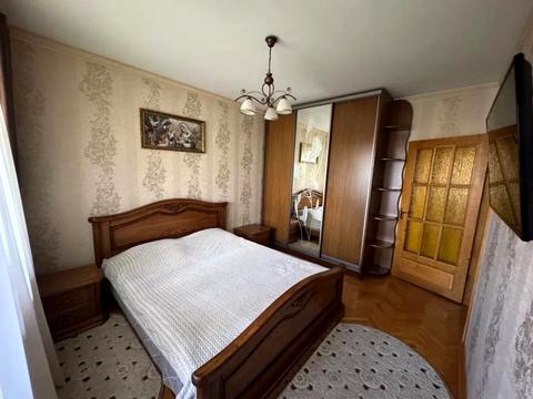 квартира за адресою Володимира Івасюка вул., 28