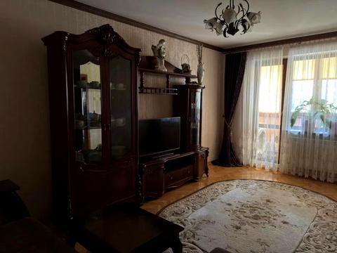 квартира за адресою Володимира Івасюка вул., 28