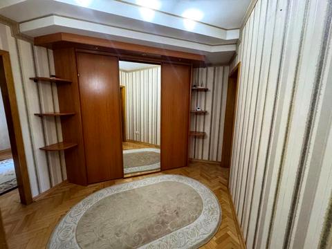 квартира за адресою Володимира Івасюка вул., 28