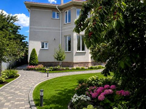 будинок за адресою Яблунева, 20