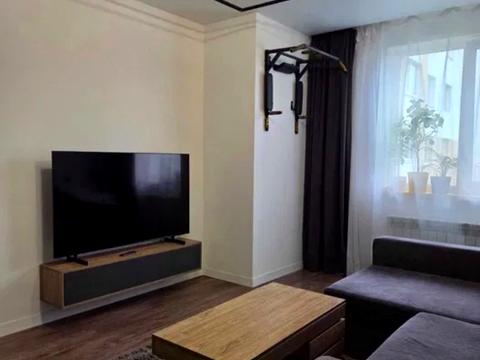 квартира по адресу Льва Ландау просп. (50-летия СССР), 52-В