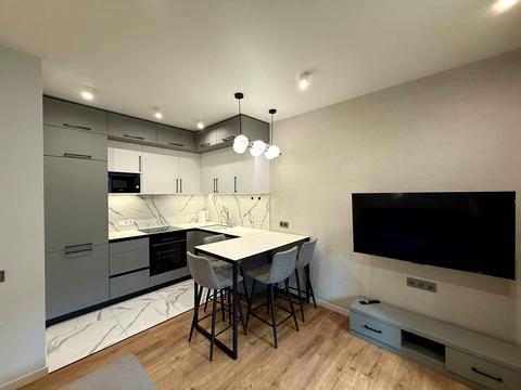квартира за адресою Салютна вул., 2к8