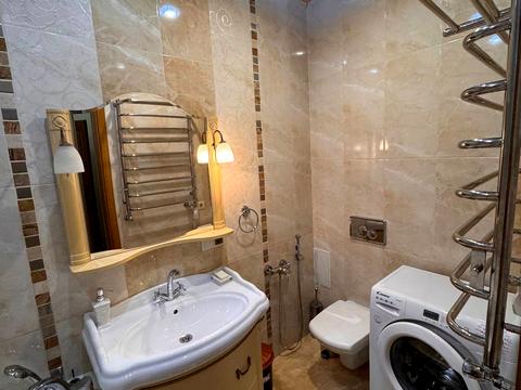 квартира за адресою Ігоря Білозіра вул., 4
