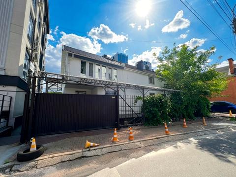 коммерческая по адресу Редутная ул., 54