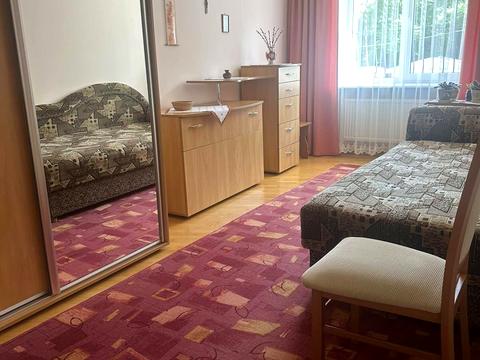 квартира за адресою Джона Леннона вул., 25