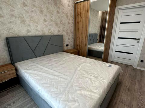 квартира по адресу Вячеслава Черновола ул. (В'ячеслава Чорновола), 7