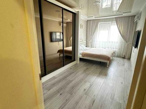 квартира за адресою Петропавлівська вул., 1