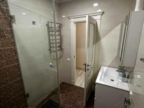 квартира за адресою Петропавлівська вул., 1