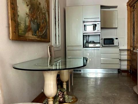 квартира за адресою Малопідвальна вул., 12/10