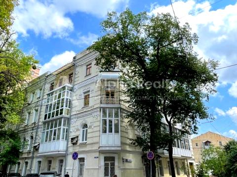 квартира за адресою Малопідвальна вул., 12/10