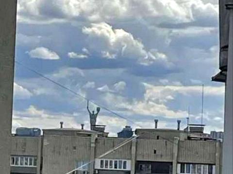 квартира за адресою Раїси Окіпної вул., 3-А