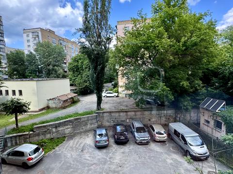 квартира по адресу Віктора Ярмоли ул., 4