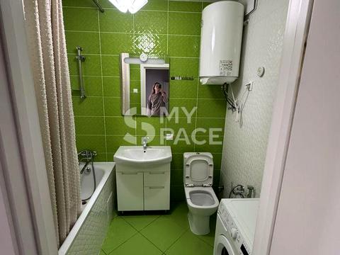 квартира за адресою Олександра Олеся вул., 6-А