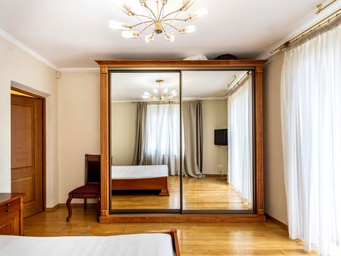 квартира за адресою Ринок вул., 1