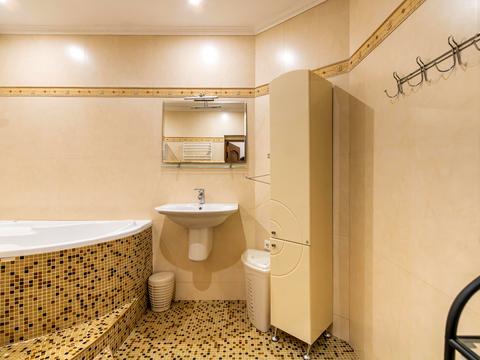 квартира за адресою Ринок вул., 1
