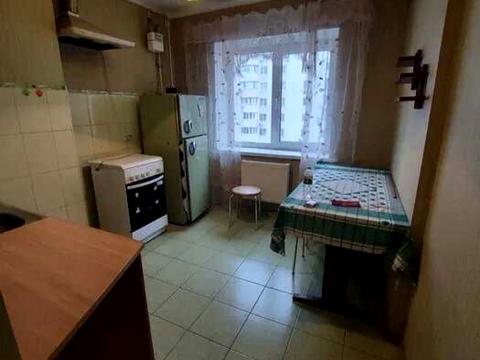квартира за адресою Райдужний масив вул., 2