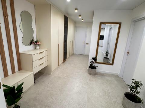 квартира по адресу Черновицкая ул., 52