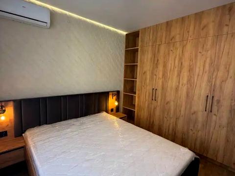 квартира за адресою Співдружності вул., 7