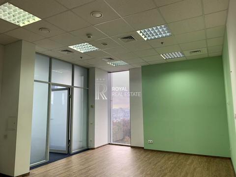 коммерческая по адресу Николая Амосова ул., 274