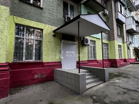 коммерческая по адресу Кловский спуск, 4