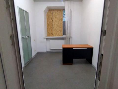 комерційна за адресою Шевченка вул., 33