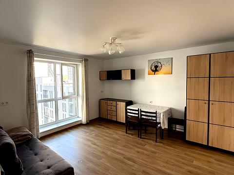квартира за адресою Залізнична вул., 9Б
