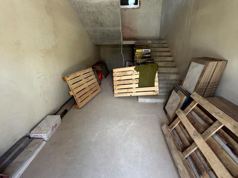 комерційна за адресою Володимира Навроцького вул., 31-А