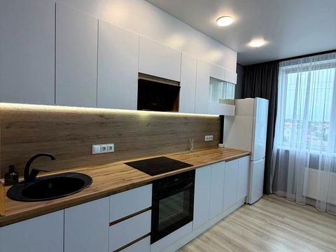 квартира за адресою Перлинна вул., 8