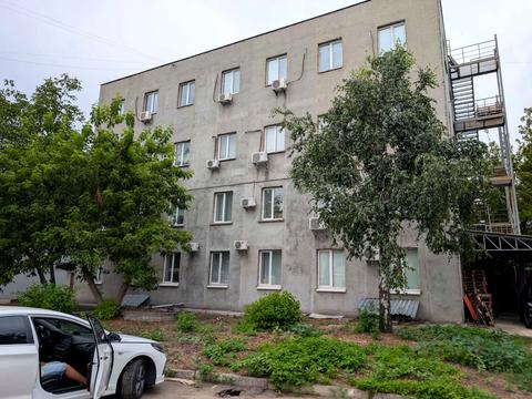комерційна за адресою Кирилівська вул. (Фрунзе), 160
