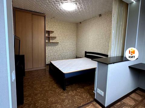 квартира за адресою Плиткова вул., 64