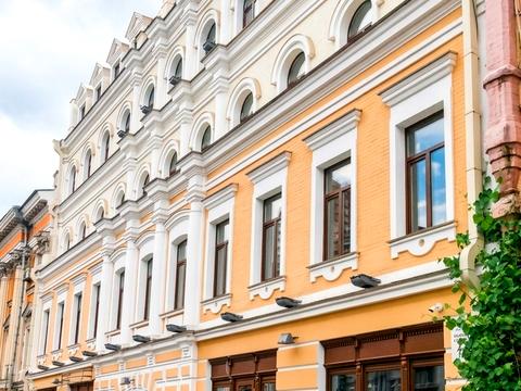 коммерческая по адресу Симона Петлюры ул. (Коминтерна), 14