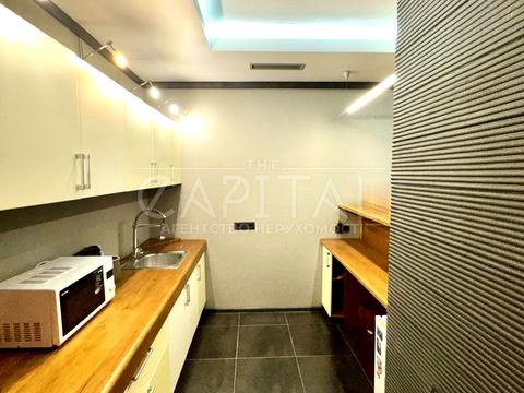 комерційна за адресою Київ, Академіка Янгеля вул., 2