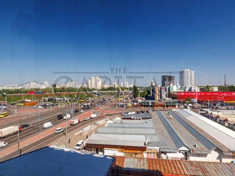 комерційна за адресою Степана Бандери просп. (Московський), 6