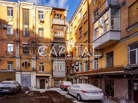 комерційна за адресою Київ, Жилянська вул., 55