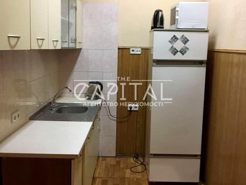 комерційна за адресою Київ, Науки просп., 61