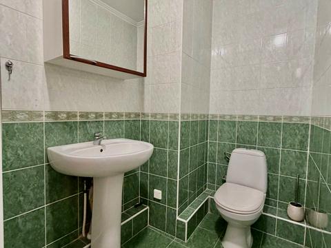 квартира за адресою Дмитра Чижевського вул. (Петра Чаадаєва), 2