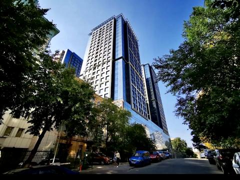 комерційна за адресою Предславинська вул., 20-А